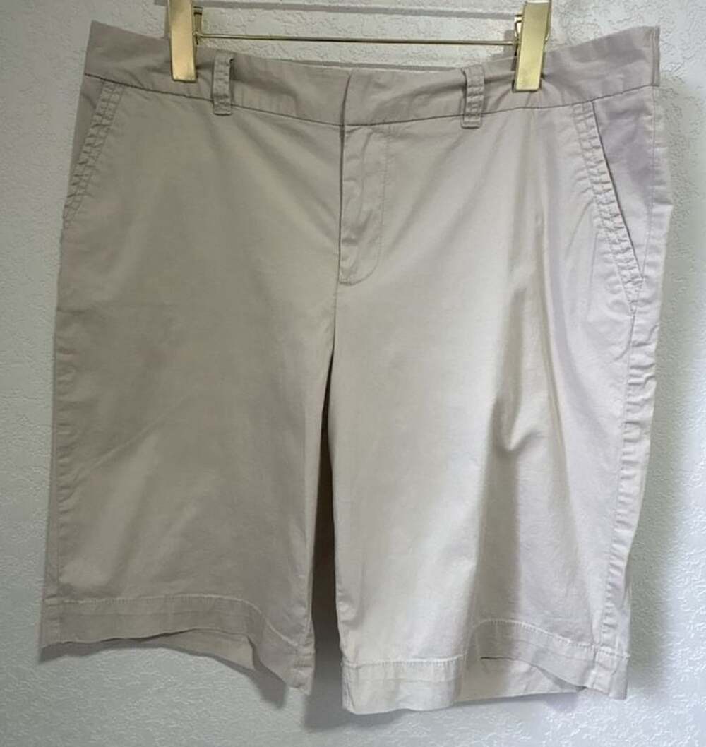 Merona Chino Bermuda Shorts Size 14 Beige Stretch Cotton